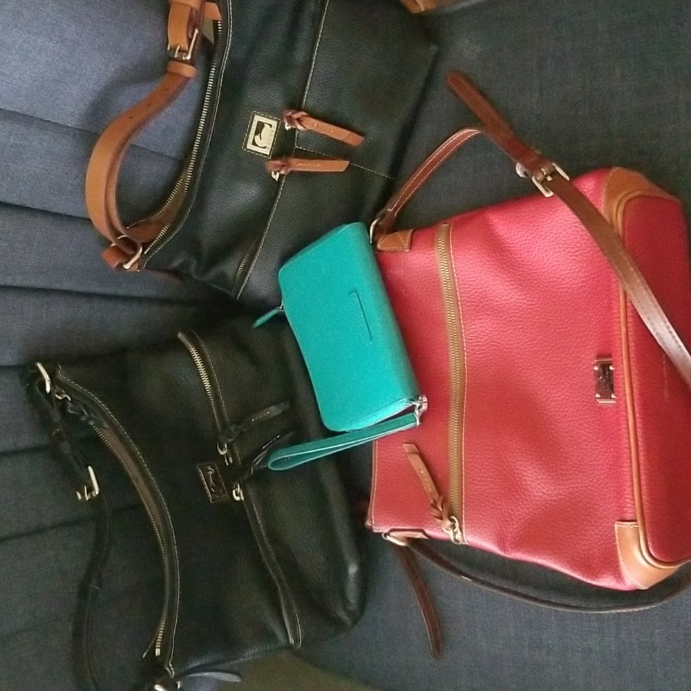 Dooney & Bourke, multiple purses, red, black, brown. Purse Lot